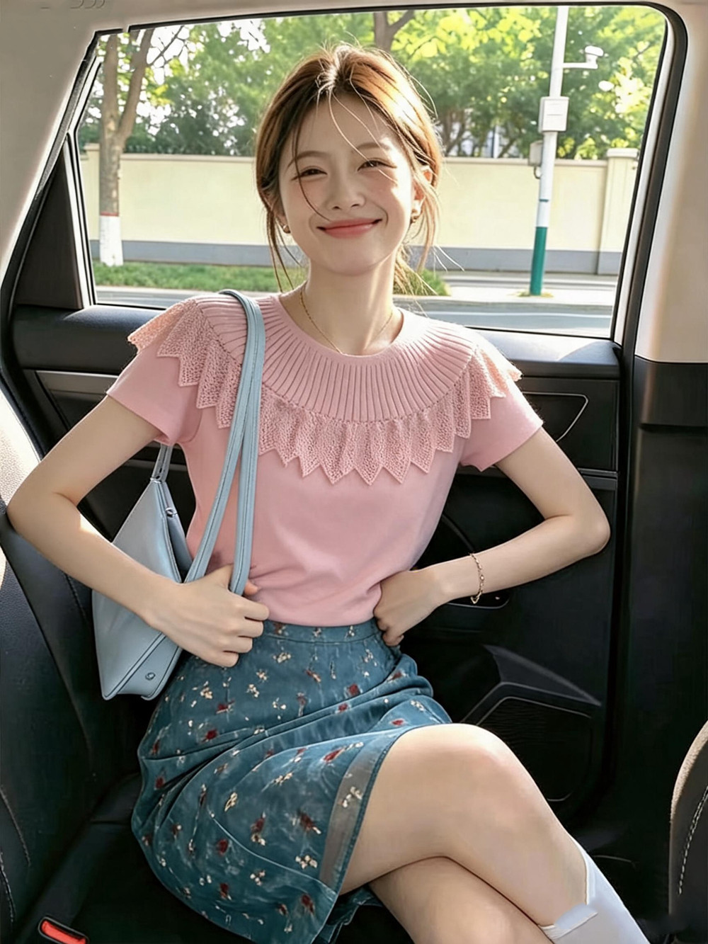 Absolutely Gorgeous, Ice Silk Knit Short-Sleeve T-Shirt