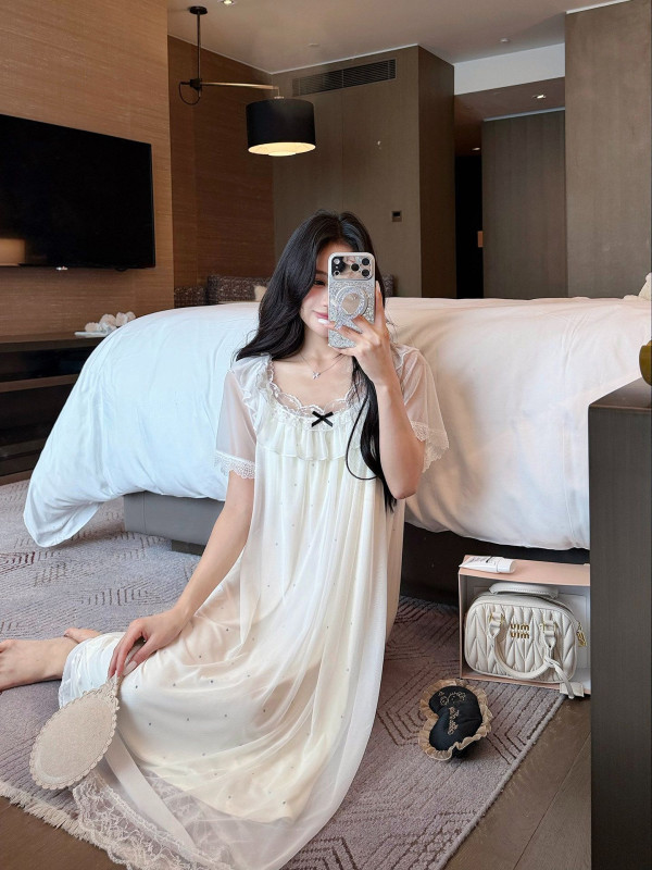 New Style Mesh Lace Trim Nightgown for Women, Sweet Princess Style, Long Polka Dot Home Wear with Bra Pads tall 1.6M