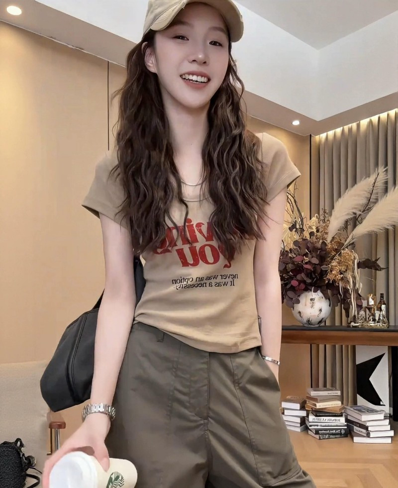 super popular summer style, youthful and slim fit