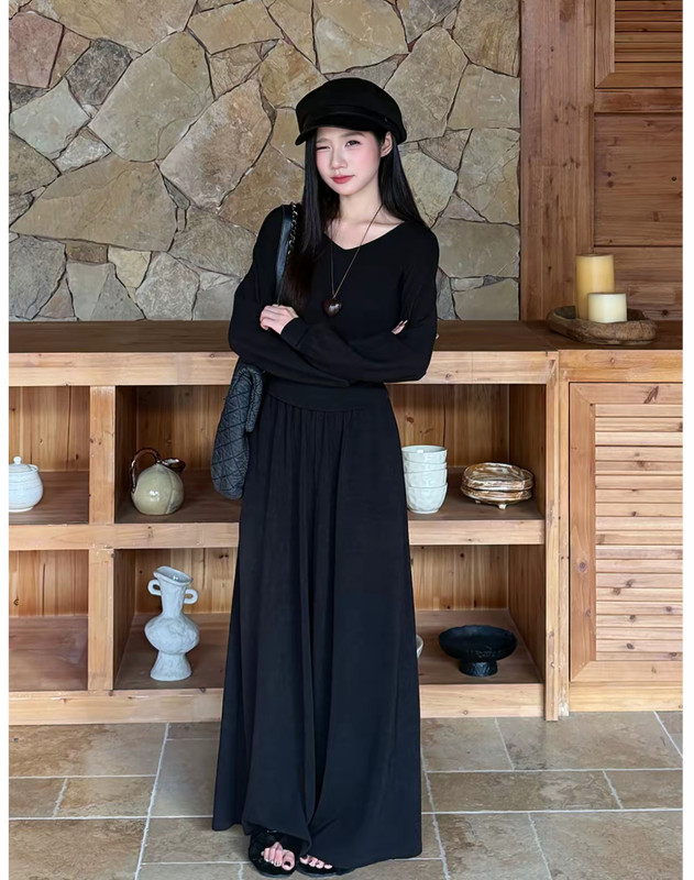petite autumn casual slimming V-neck top and wide-leg trousers two-piece set