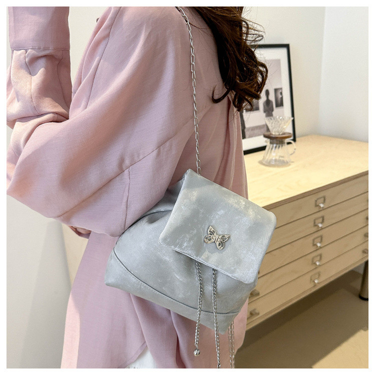 Large Capacity Backpack Women's Commuter Casual Bag Autumn Work Sexy Girl INS Backpack High-end Fashionable Texture