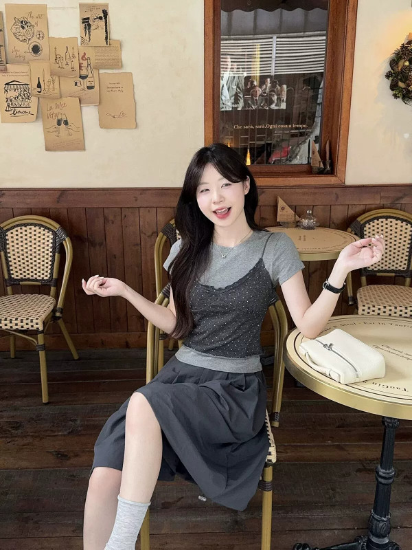 Two-piece set: Lyocell jacket + cashmere T-shirt + genuine style women's summer short-sleeved T-shirt polka dot camisole