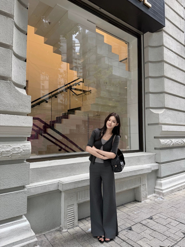 high-end slim fit casual top